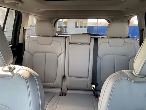 Used 2022 Jeep Grand Cherokee Overland image 30