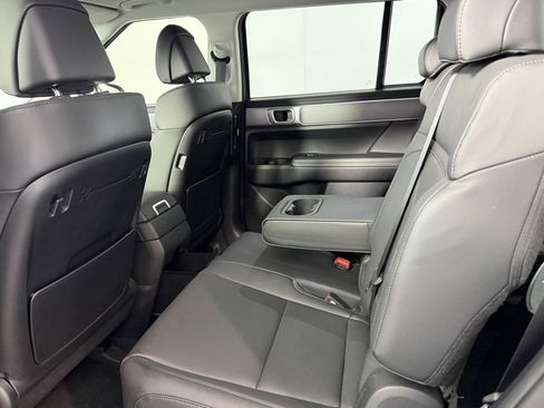 Used 2025 Hyundai Santa Fe SEL image 26