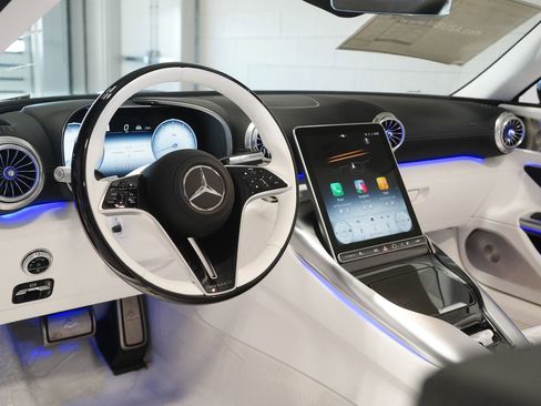 New 2026 Mercedes-Benz Maybach SL 680 image 21