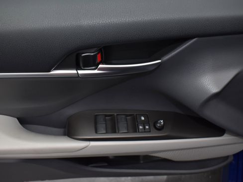 Used 2023 Toyota Camry LE image 14