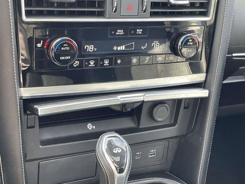 Used 2024 INFINITI QX80 Luxe image 24