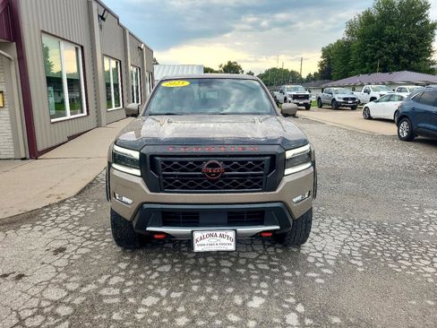 Used 2023 Nissan Frontier PRO-4X w/ Pro Convenience Package image 3