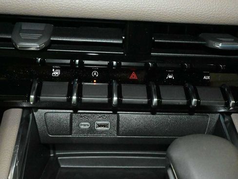 New 2026 GMC Canyon Denali AWD/4WD image 16