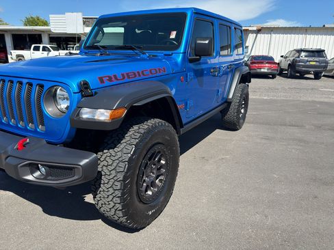 Used 2022 Jeep Wrangler Unlimited Rubicon w/ Xtreme Recon 35" Tire Package AWD/4WD image 8