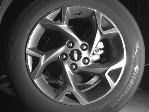 Used 2025 Chevrolet Trax LT FWD image 14