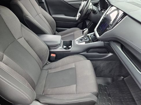 Used 2022 Subaru Outback Premium AWD/4WD image 13