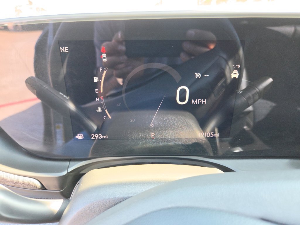 Used 2026 Buick Envista Preferred FWD image 2