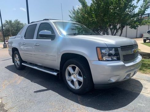 Used 2013 Chevrolet Avalanche LTZ RWD image 1