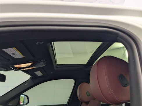 Used 2020 BMW X6 sDrive40i w/ M Sport Package image 16