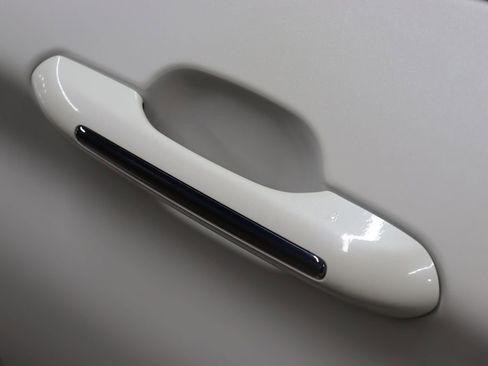 Used 2020 Ford Explorer Limited AWD/4WD image 9