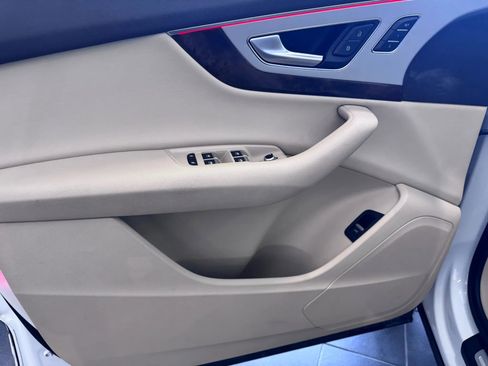 Used 2017 Audi Q7 2.0T Premium Plus w/ Premium Plus Package image 28