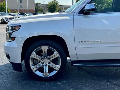 Used 2020 Chevrolet Suburban Premier w/ Premier 6.2L Value Package AWD/4WD image 8