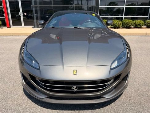 Used 2020 Ferrari Portofino RWD image 6