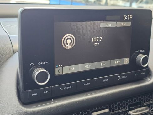 Certified 2024 Honda HR-V Sport image 29