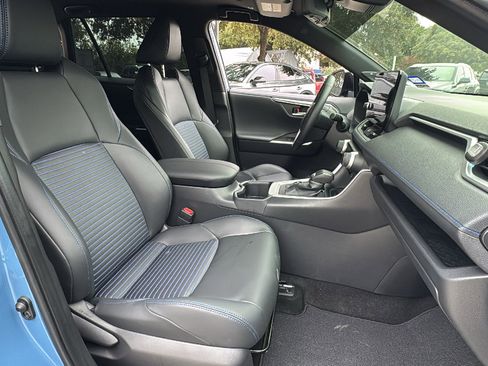 Used 2025 Toyota RAV4 XSE image 32