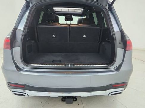 Used 2025 Mercedes-Benz GLS 450 4MATIC image 15