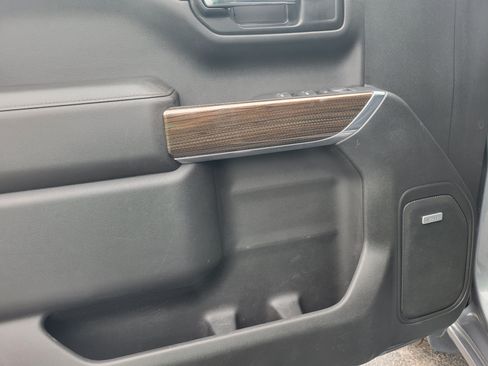 Used 2019 Chevrolet Silverado 1500 RST AWD/4WD image 29
