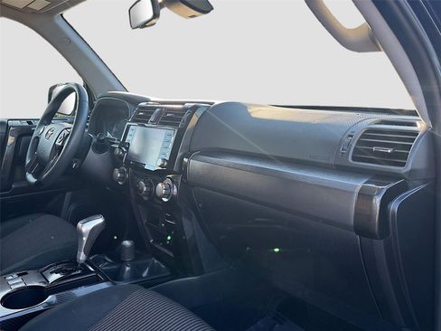 Used 2024 Toyota 4Runner TRD Off-Road image 29