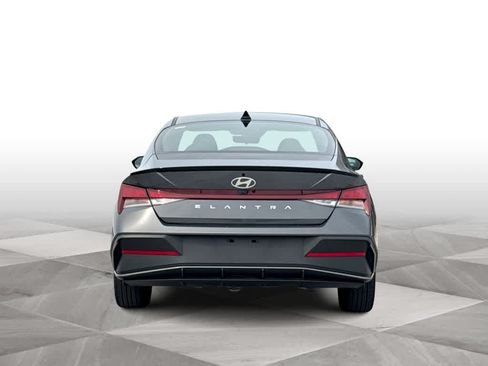 Used 2025 Hyundai Elantra Sport w/ Cargo Package FWD image 7