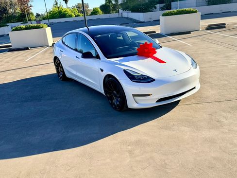 Used 2021 Tesla Model 3 Performance AWD/4WD image 7