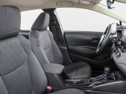 Used 2022 Toyota Corolla LE FWD image 26