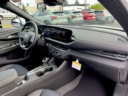 New 2026 Buick Envista Preferred w/ Convenience I Package FWD image 23