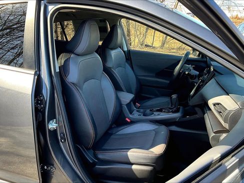 Used 2024 Subaru Crosstrek 2.5i Limited AWD/4WD image 8