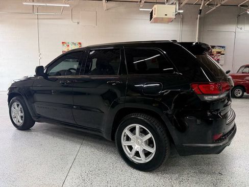 Used 2020 Jeep Grand Cherokee High Altitude AWD/4WD image 3