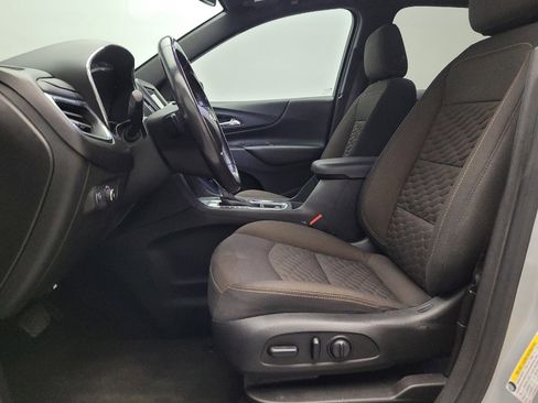 Used 2019 Chevrolet Equinox LT image 17
