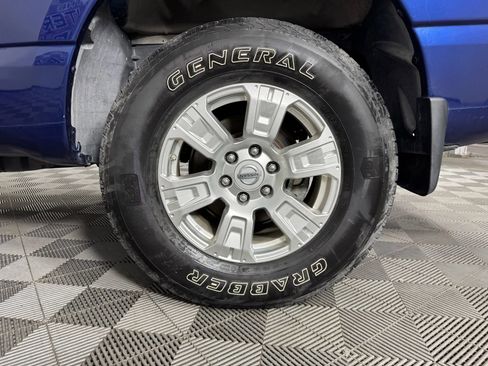 Used 2019 Nissan Titan SV image 41