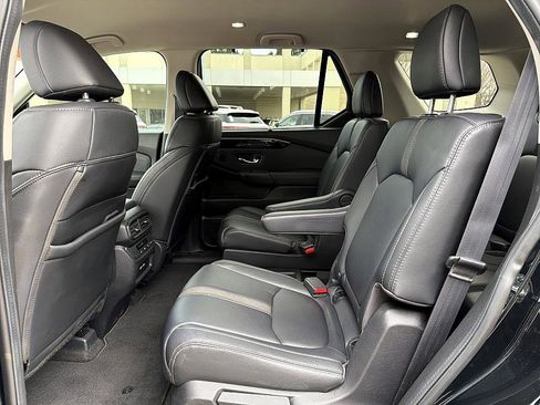 Used 2023 Honda Pilot EX-L image 12