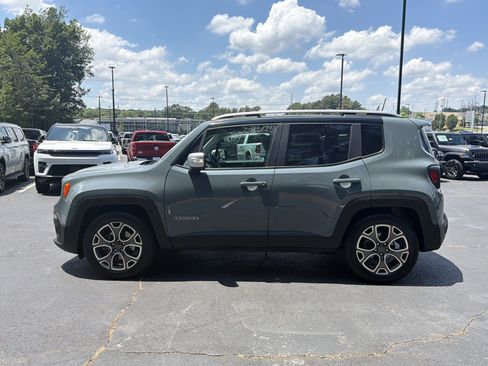 Used 2018 Jeep Renegade Limited FWD image 8