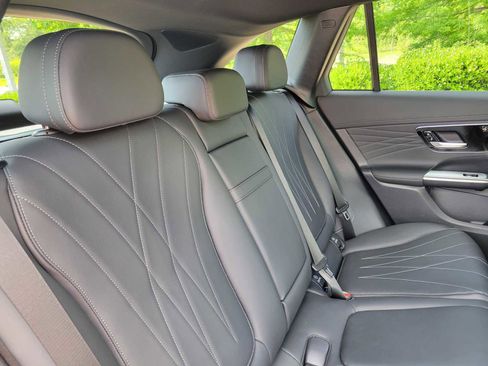 New 2025 Mercedes-Benz GLC 300 GLC 300 image 20