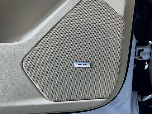 Used 2017 Cadillac XT5 FWD image 18