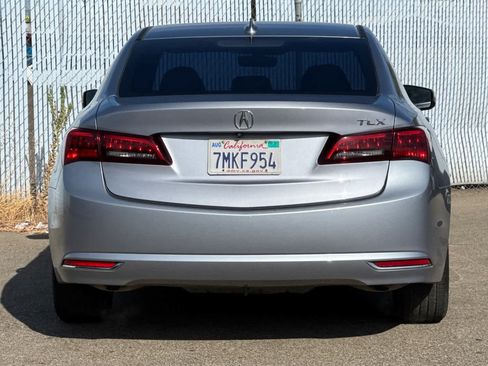 Used 2015 Acura TLX V6 w/ Technology Package FWD image 4