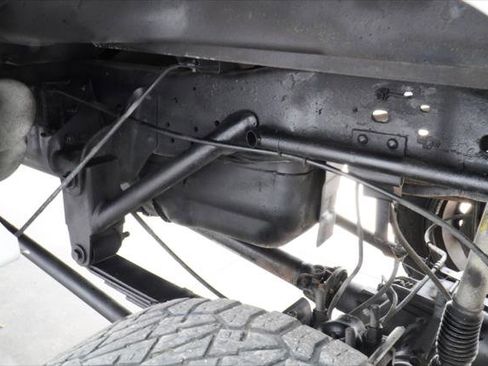 Used 2003 Ford F350 XL image 16