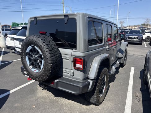 Used 2021 Jeep Wrangler Unlimited Rubicon w/ Uconnect 4C Nav & Sound Group image 4