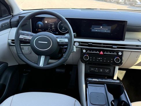 New 2026 Hyundai Tucson Limited image 11