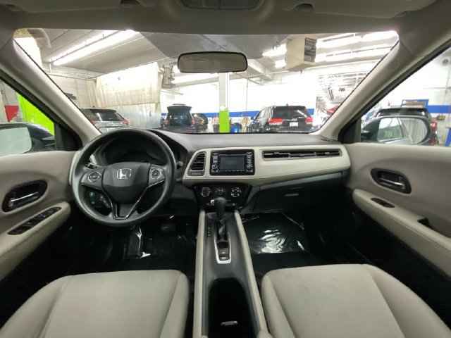 Used 2018 Honda HR-V LX image 26