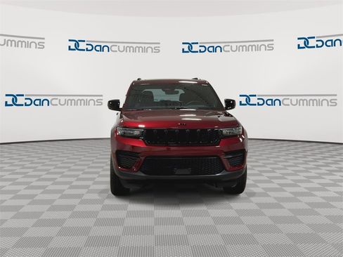 New 2025 Jeep Grand Cherokee Altitude w/ Trailer Tow Package image 3