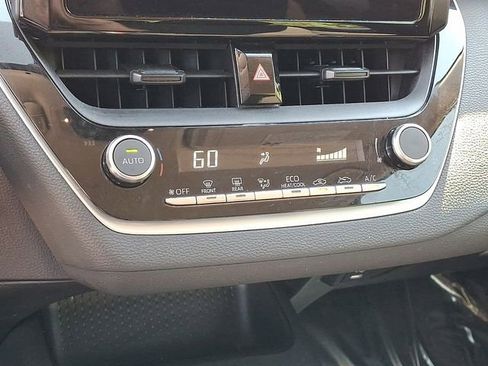 Used 2024 Toyota Corolla LE image 19