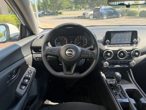 Used 2024 Nissan Sentra S FWD image 22