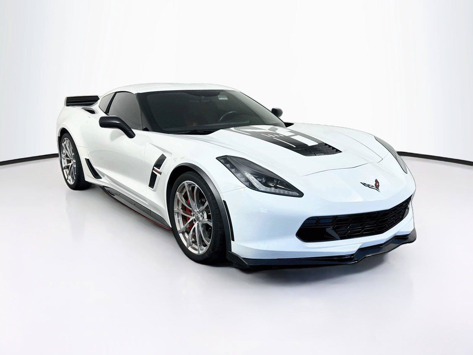 Used 2019 Chevrolet Corvette Grand Sport w/ Carbon Flash Badge Package RWD image 8
