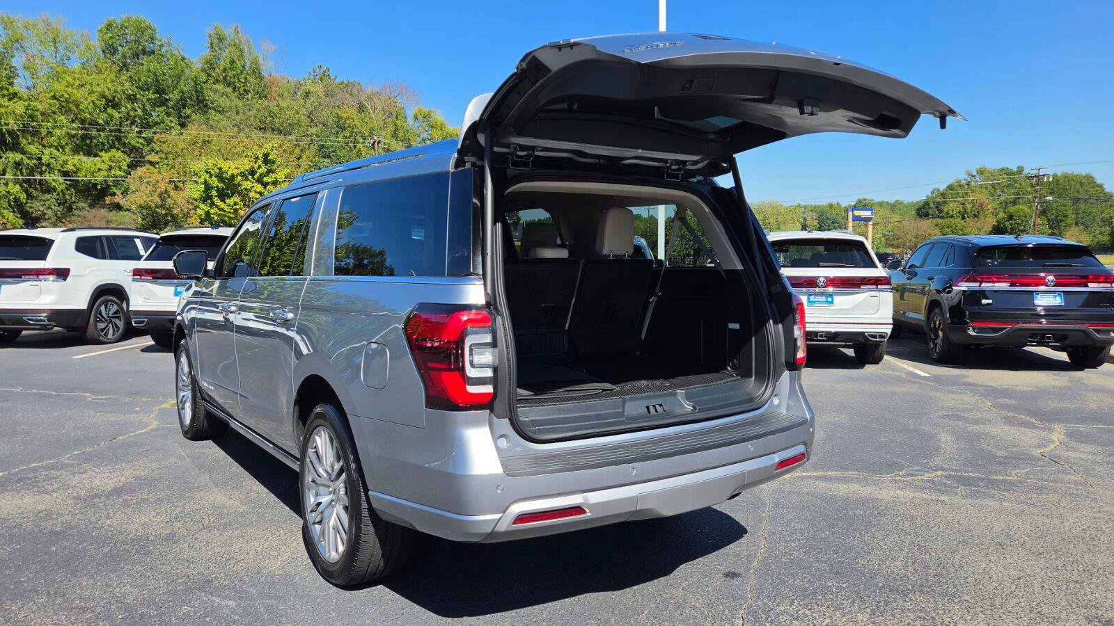 Used 2023 Ford Expedition Max Platinum AWD/4WD image 68