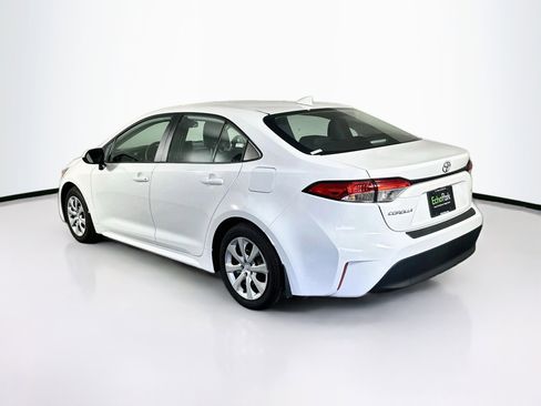 Used 2024 Toyota Corolla LE FWD image 5