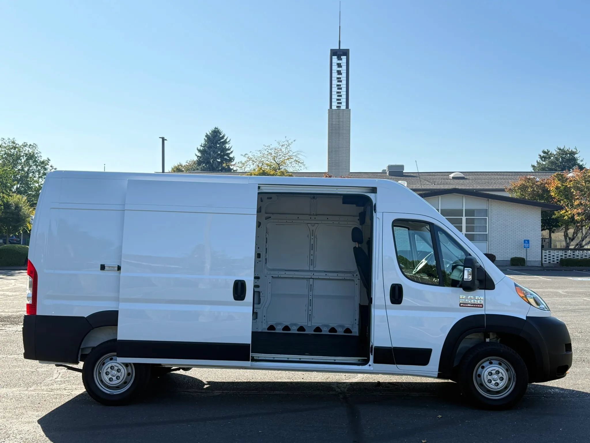 Used 2021 RAM ProMaster 2500 FWD image 24