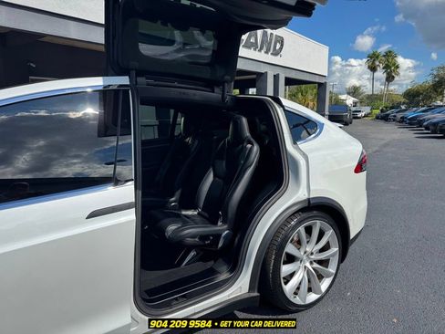 Used 2017 Tesla Model X 75D AWD/4WD image 24
