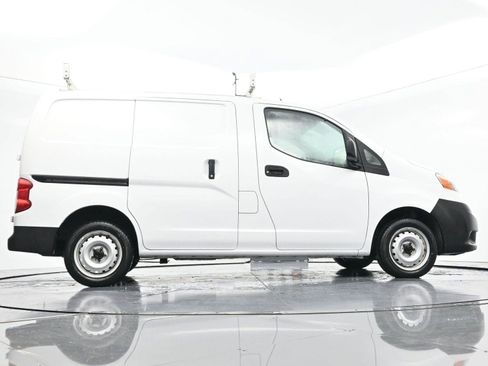 Used 2019 Nissan NV200 S image 40
