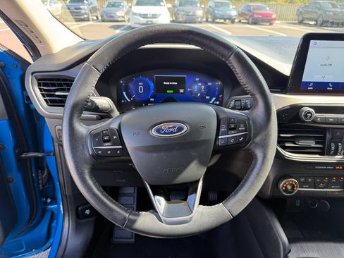 Used 2020 Ford Escape SE Sport FWD image 16