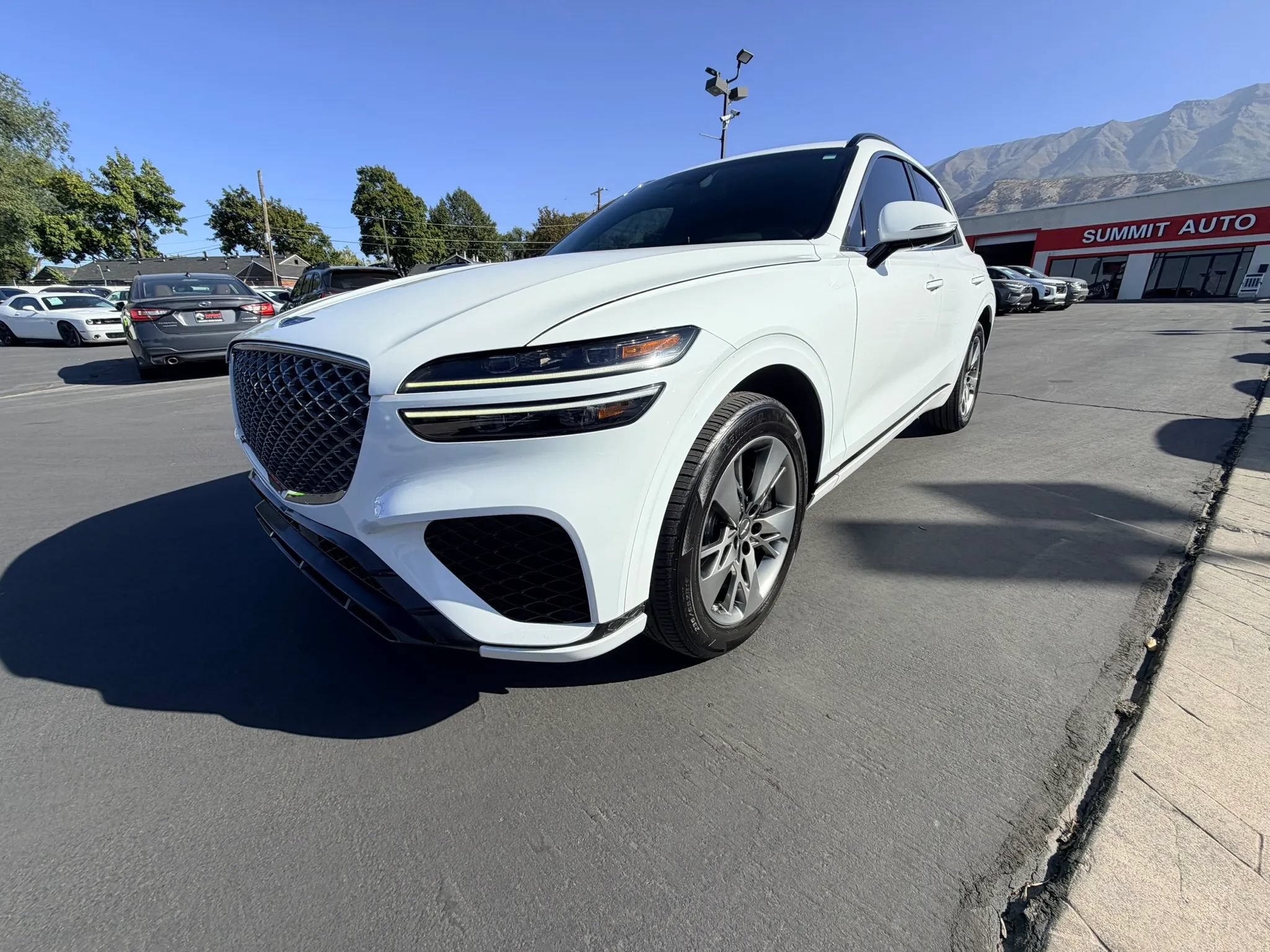 Used 2022 Genesis GV70 3.5T Sport w/ Cargo Package AWD/4WD image 8